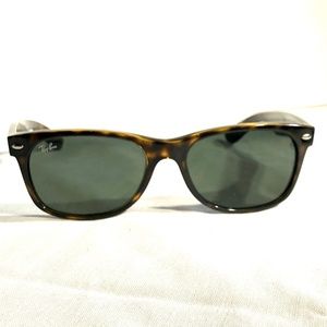 Ray-Ban New Wayfarer Sun Glasses